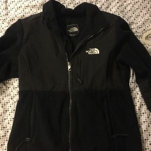 Black north face jacket